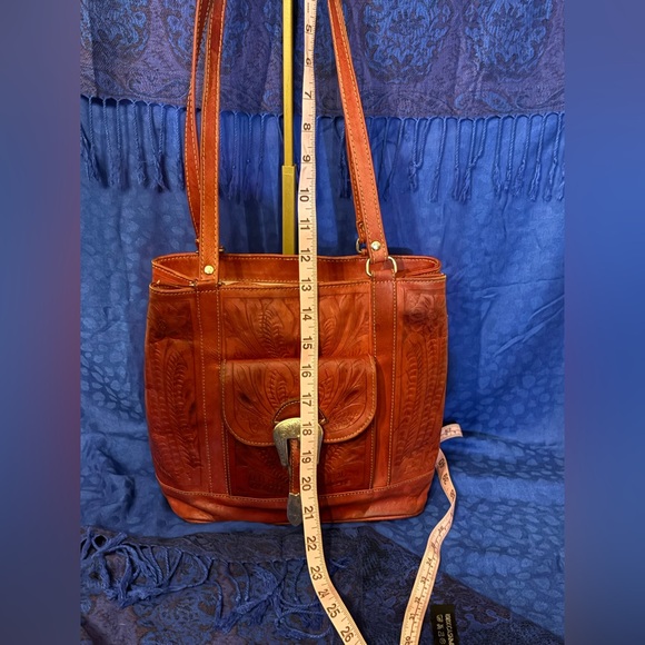 TEXIAN LEATHER | SHOULDER BAG | HAND TOOLED - Picture 9 of 10